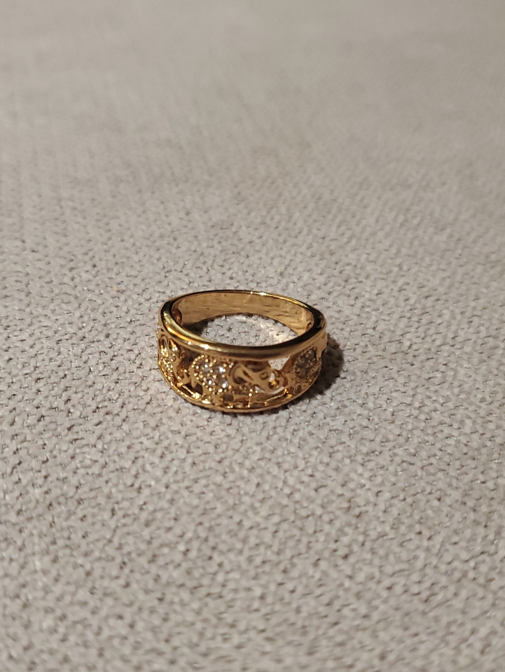 Gold Filigree Elephant Band Ring